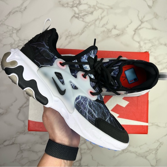 Nike React Presto Lightning ⚡️ - Picture 3 of 16